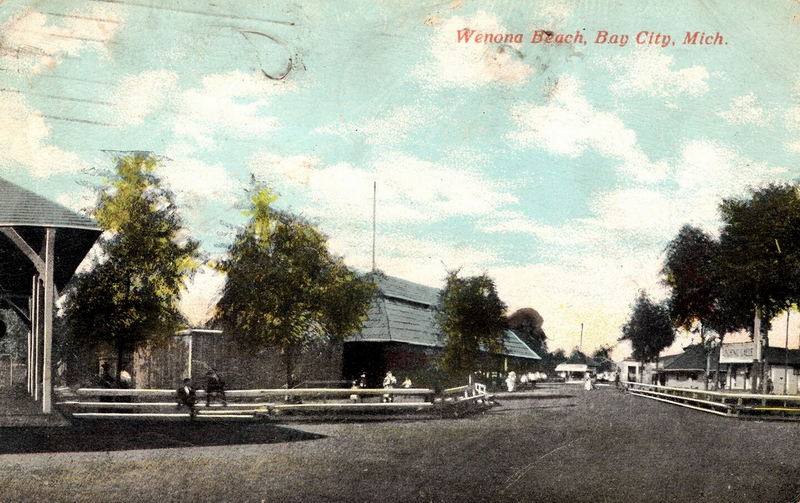 vintage postcard Wenona Beach Amusement Park (Wenona Beach, Wenonah Park), Bay City